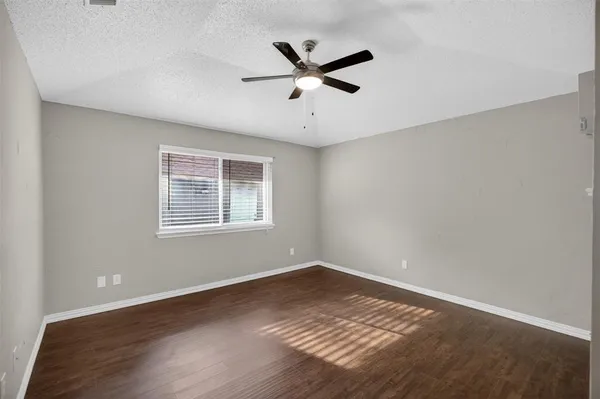 $2,200 | 1204 Saratoga Drive, Euless, TX 76040