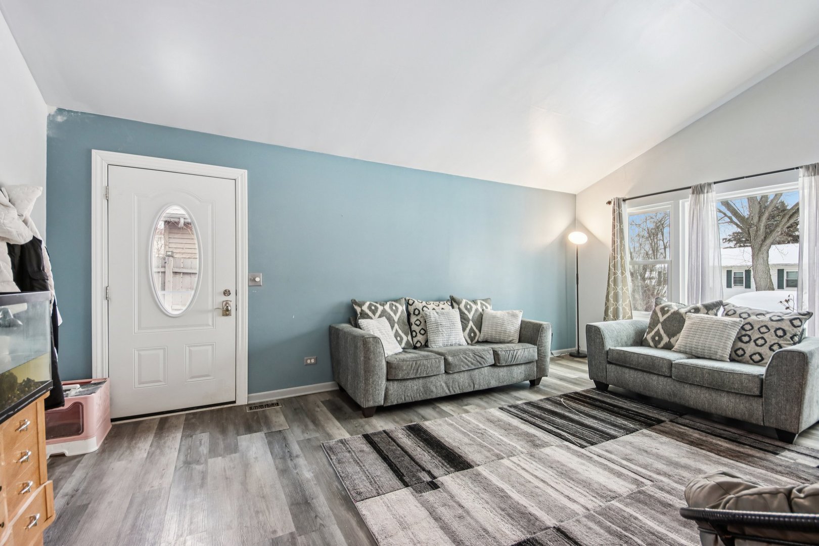 410 Riverside Drive Lakemoor, IL 60051 - Photo 4 of 21