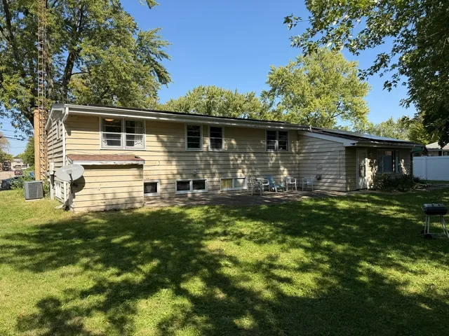 $239,900 | 628 High Terrace, DeKalb, IL 60115