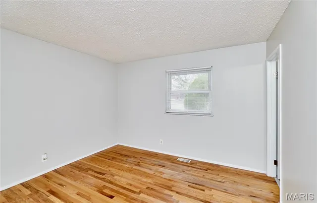 $1,500 | 2551 Hedgerow Drive, Florissant, MO 63031