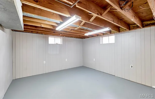 $1,500 | 2551 Hedgerow Drive, Florissant, MO 63031