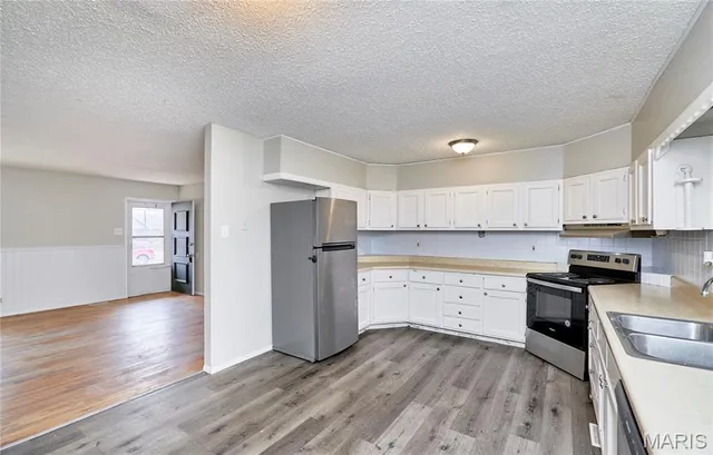 $1,500 | 2551 Hedgerow Drive, Florissant, MO 63031