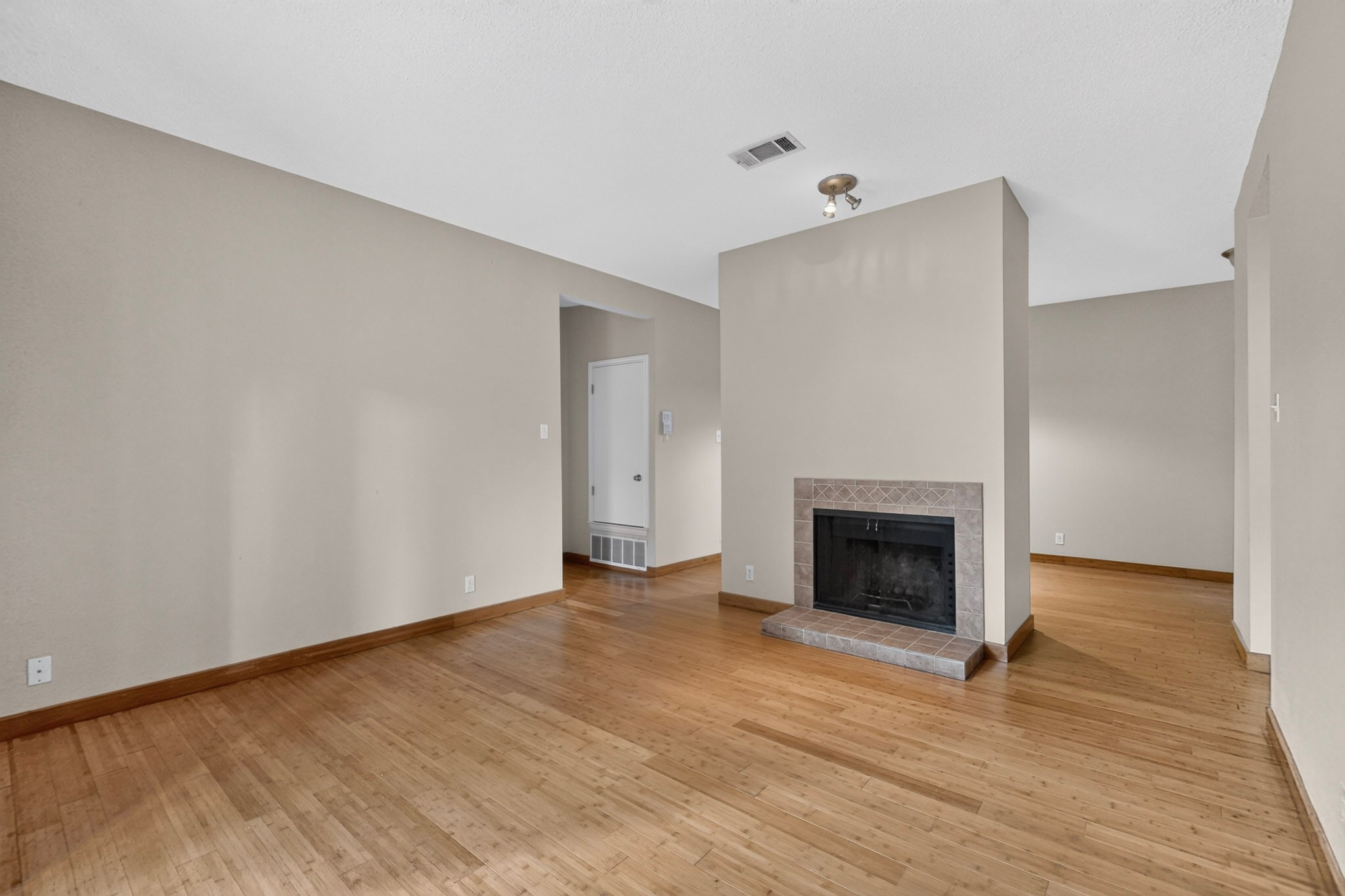 11970 Jollyville Road, Unit 103 Austin, TX 78759 - Photo 8 of 31