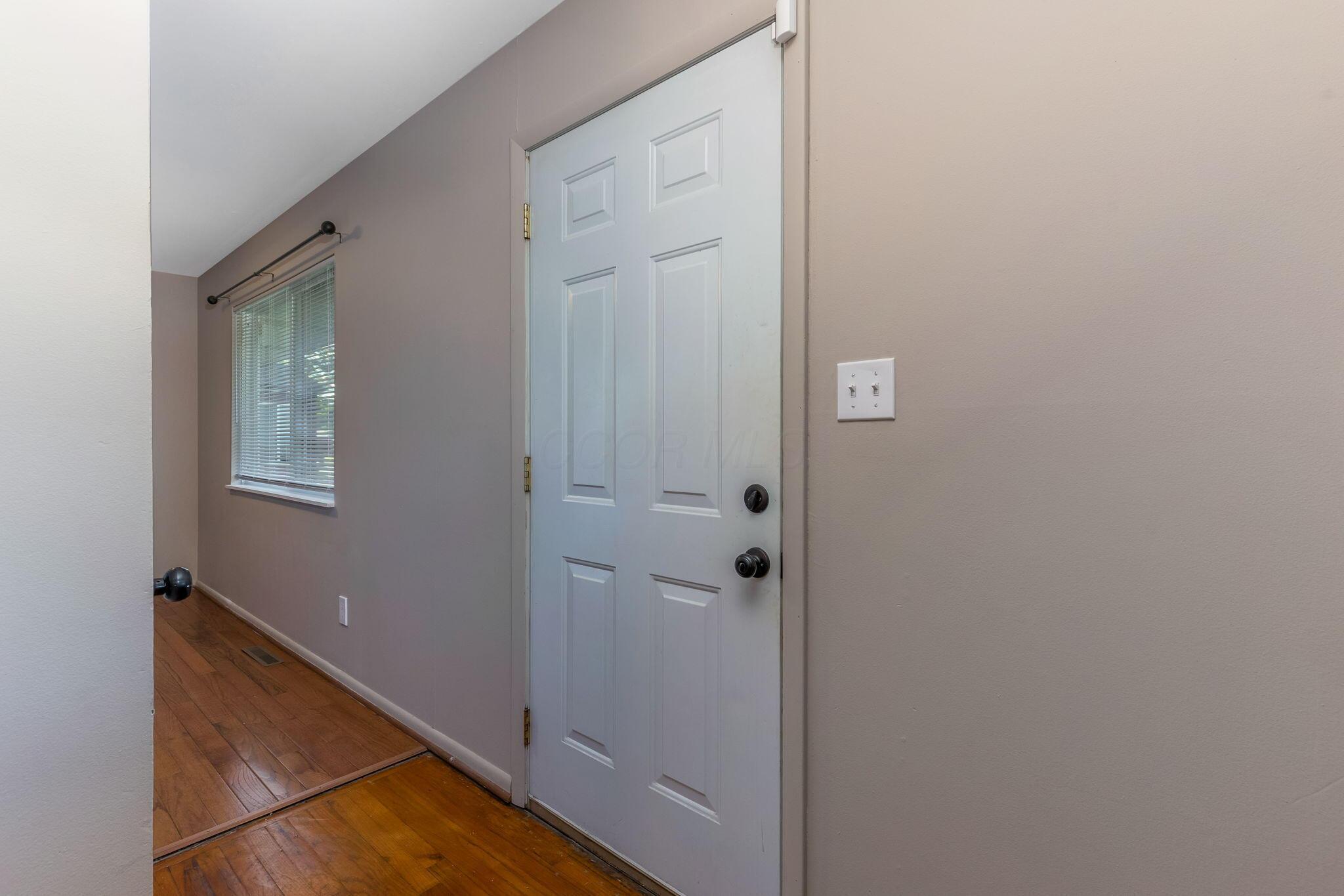 2781 Kenilworth Road Columbus, OH 43219 - Photo 6 of 35