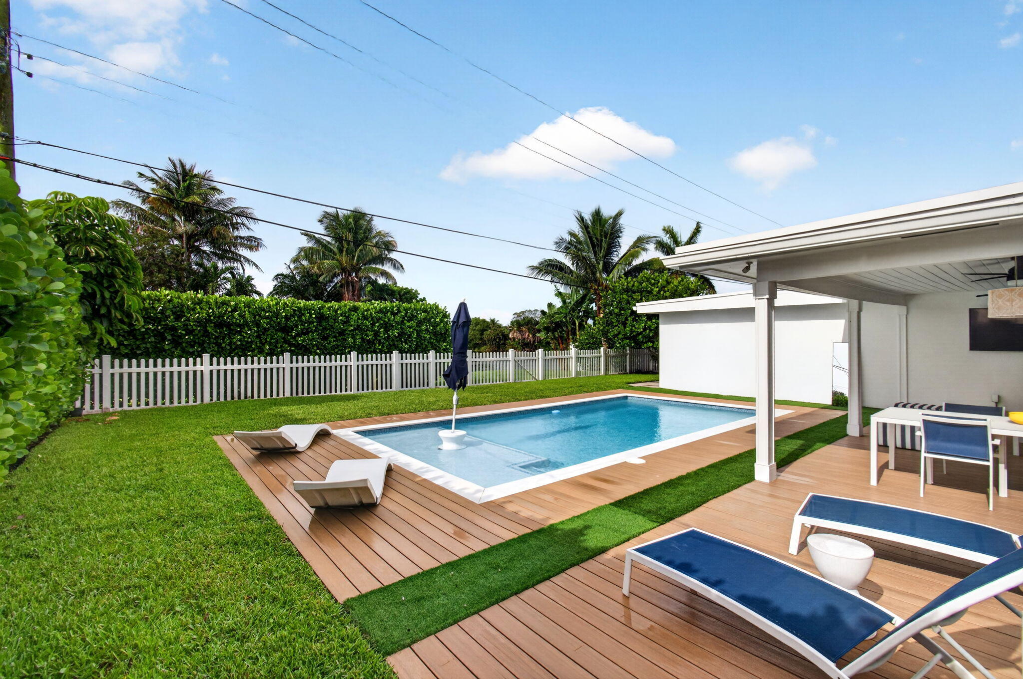 998 Southwest 7th Street Boca Raton, FL 33486 - Photo 70 of 82 70-web-or-mls-DSC_8585