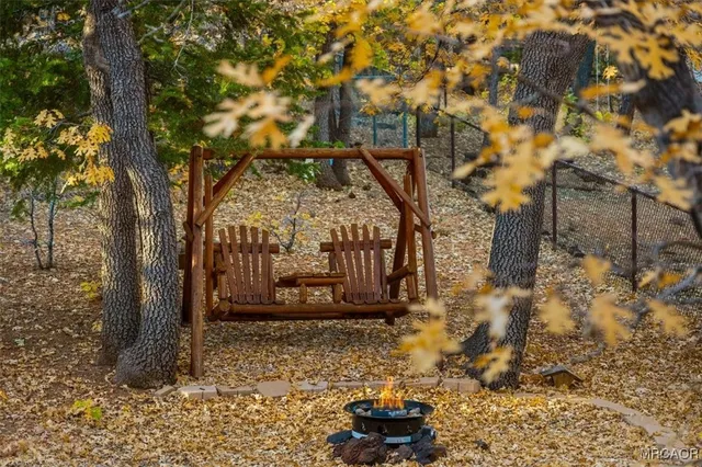 a house view with a outdoor space