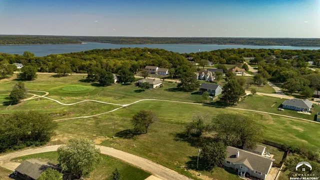 $11,000 | 7882 Seneca Lake Road, Ozawkie, KS 66070