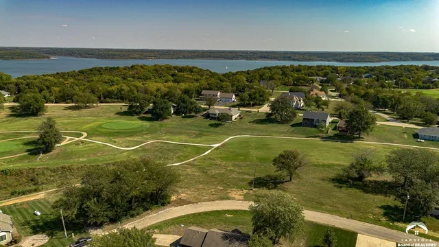 $11,000 | 7882 Seneca Lake Road, Ozawkie, KS 66070