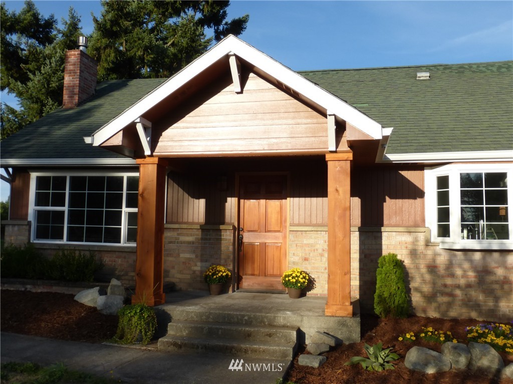 13508 Military Road Southeast Rainier, WA 98576 - Photo 2 of 25 Gallery Image 2
