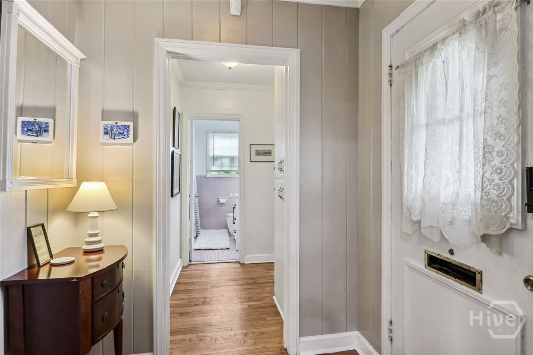 1616 Skidaway Road Savannah, GA 31404 - Photo 3 of 54