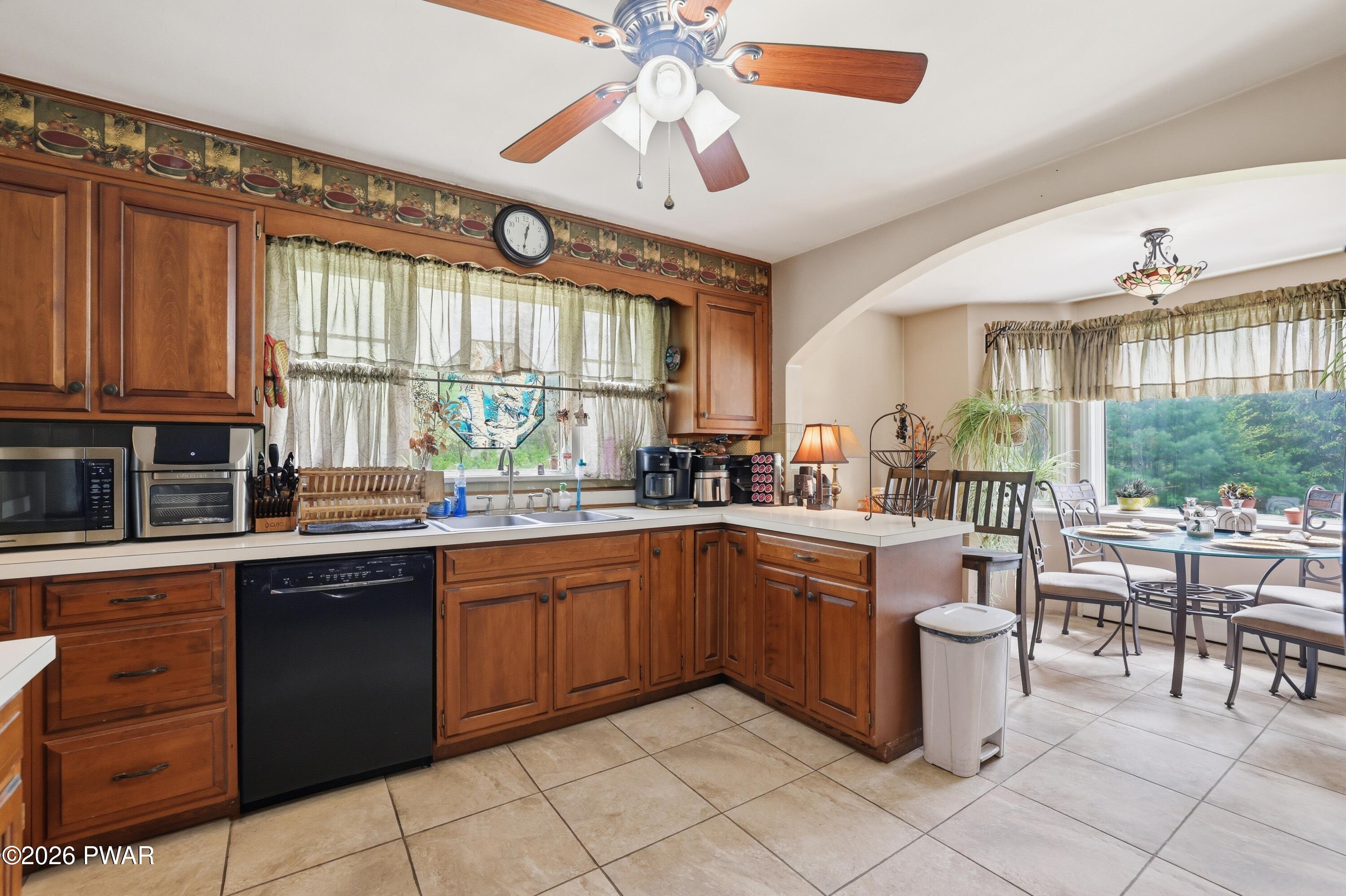 2127 Rt 590 Hawley, PA 18428 - Photo 14 of 48