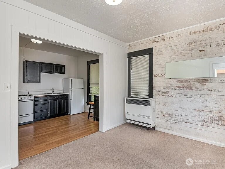 807 North 49th Street Seattle, WA 98103 - Photo 14 of 23