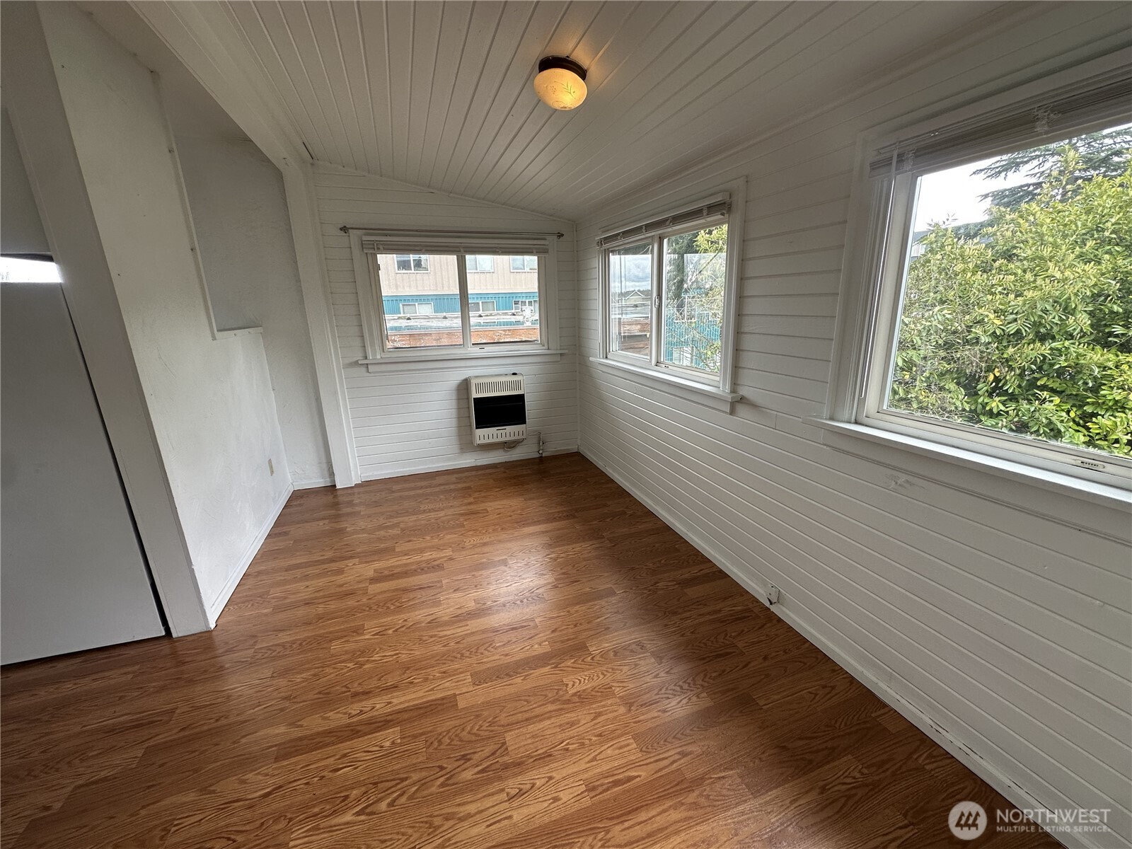 807 North 49th Street Seattle, WA 98103 - Photo 19 of 23