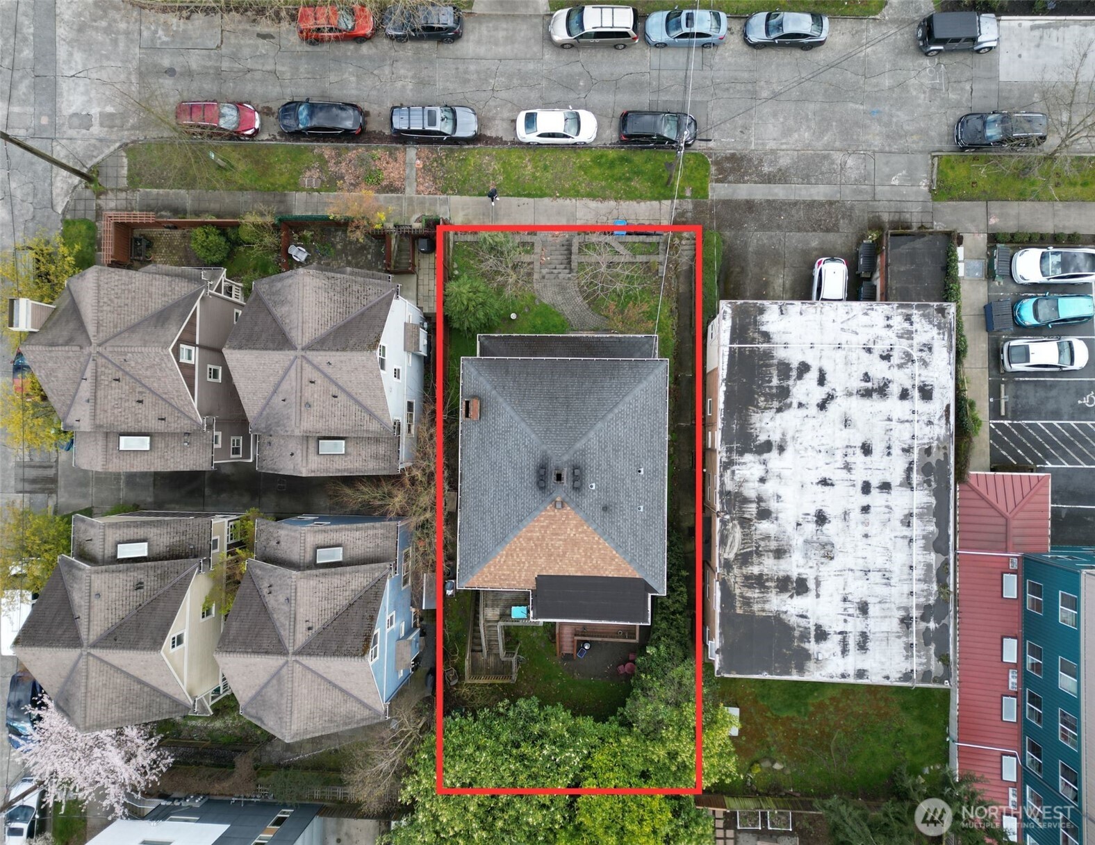 807 North 49th Street Seattle, WA 98103 - Photo 2 of 23