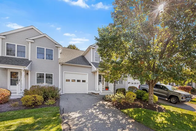 $510,000 | 877 Auburnville Way, Unit D4, Whitman, MA 02382