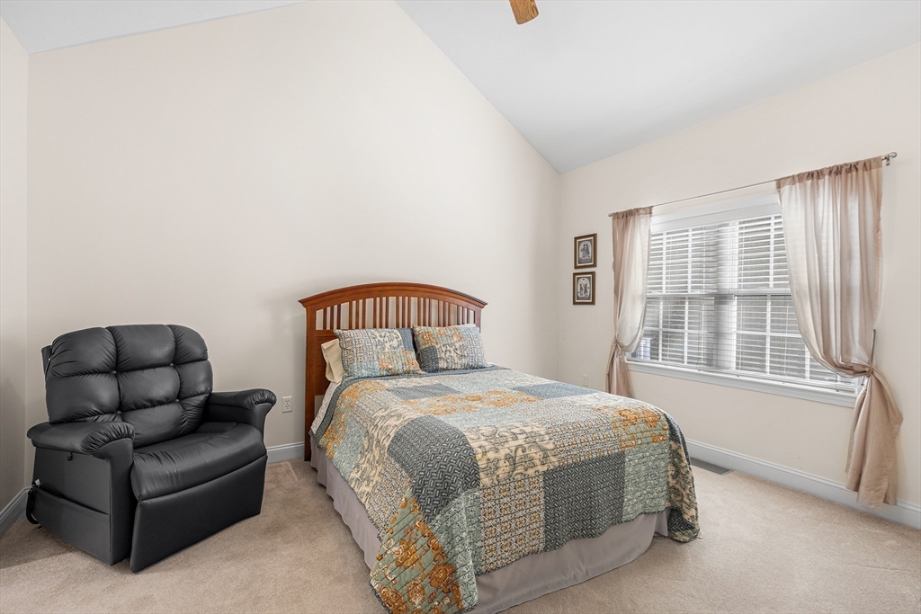 877 Auburnville Way, Unit D4 Whitman, MA 02382 - Photo 11 of 32