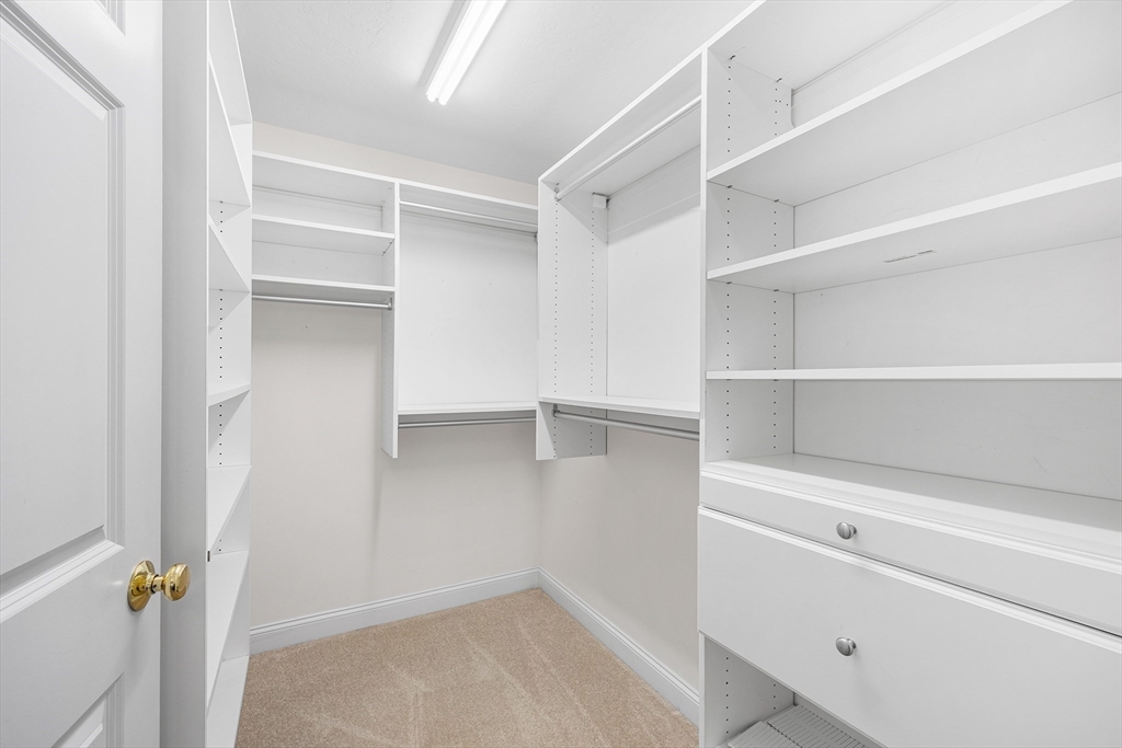 877 Auburnville Way, Unit D4 Whitman, MA 02382 - Photo 13 of 32