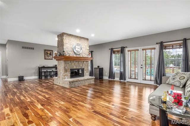 $1,125,000 | 113 Roy Lane, Wentzville, MO 63385