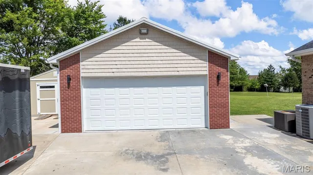 $1,125,000 | 113 Roy Lane, Wentzville, MO 63385
