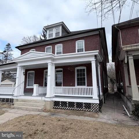 $1,650 | 235 Park Avenue, Chambersburg, PA 17201