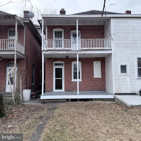 $1,650 | 235 Park Avenue, Chambersburg, PA 17201