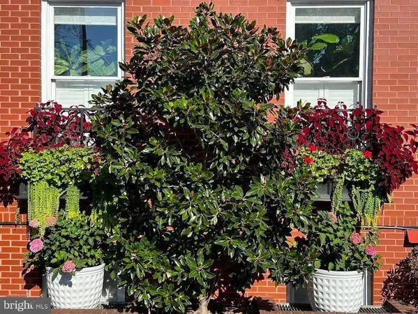 $2,400,000 | 714 Wythe Street, Alexandria, VA 22314