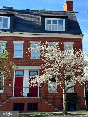 $2,400,000 | 714 Wythe Street, Alexandria, VA 22314