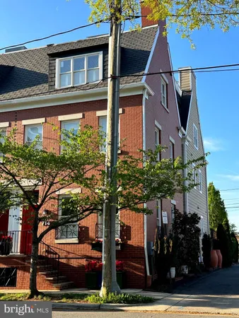 $2,400,000 | 714 Wythe Street, Alexandria, VA 22314