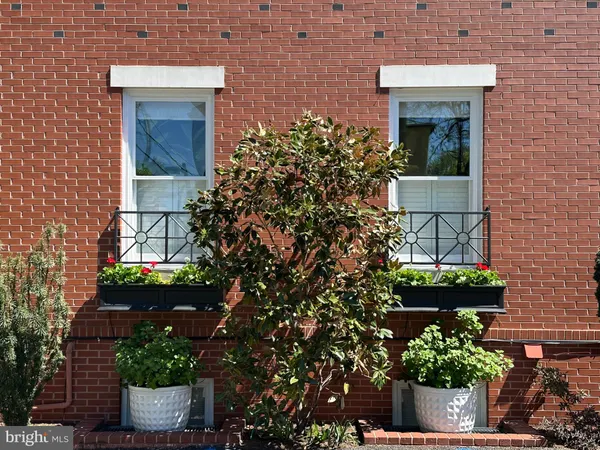 $2,400,000 | 714 Wythe Street, Alexandria, VA 22314