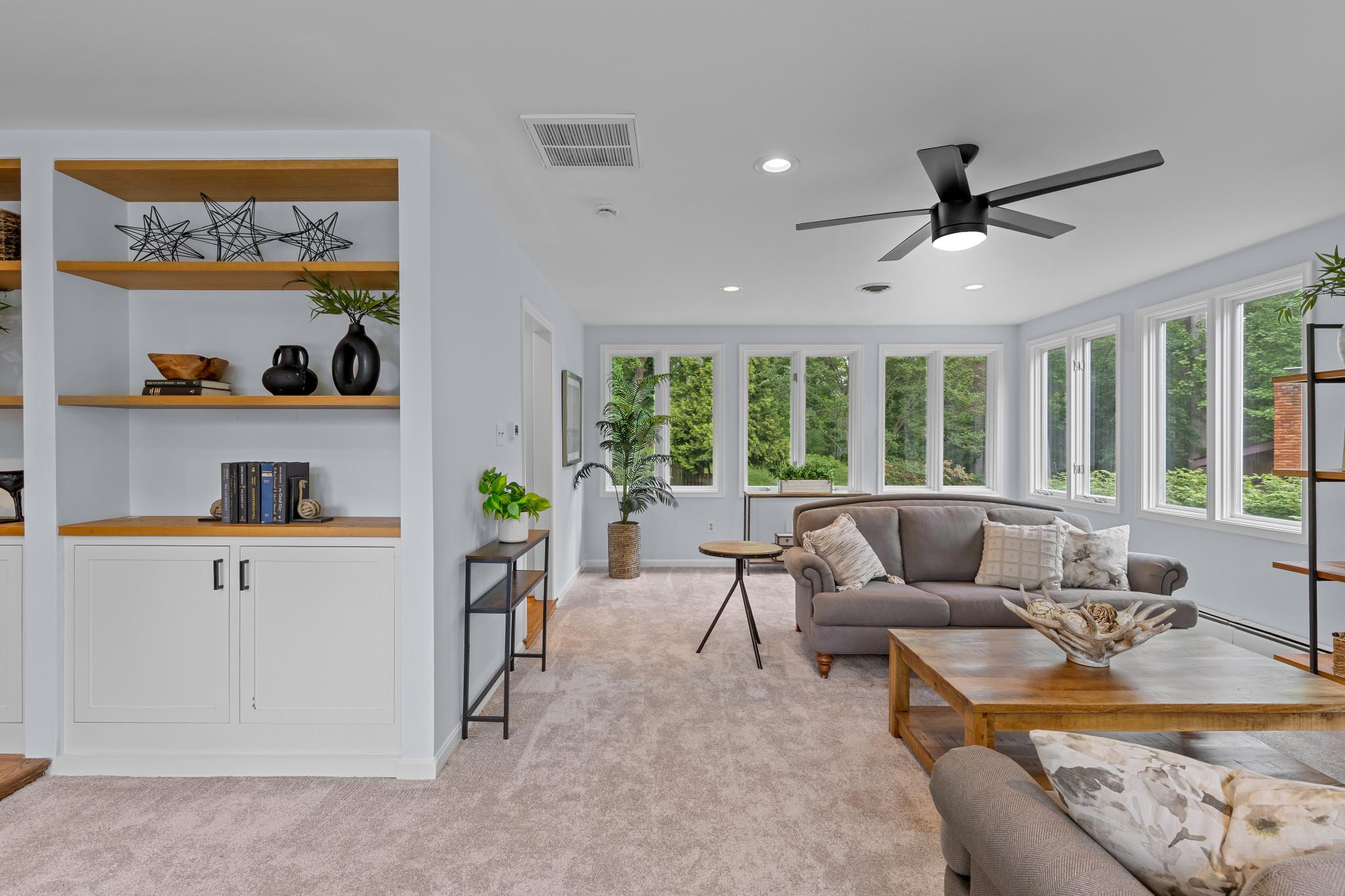 2611 Ogleton Road Annapolis, MD 21403 - Photo 15 of 50 Family room with beautiful built-ins