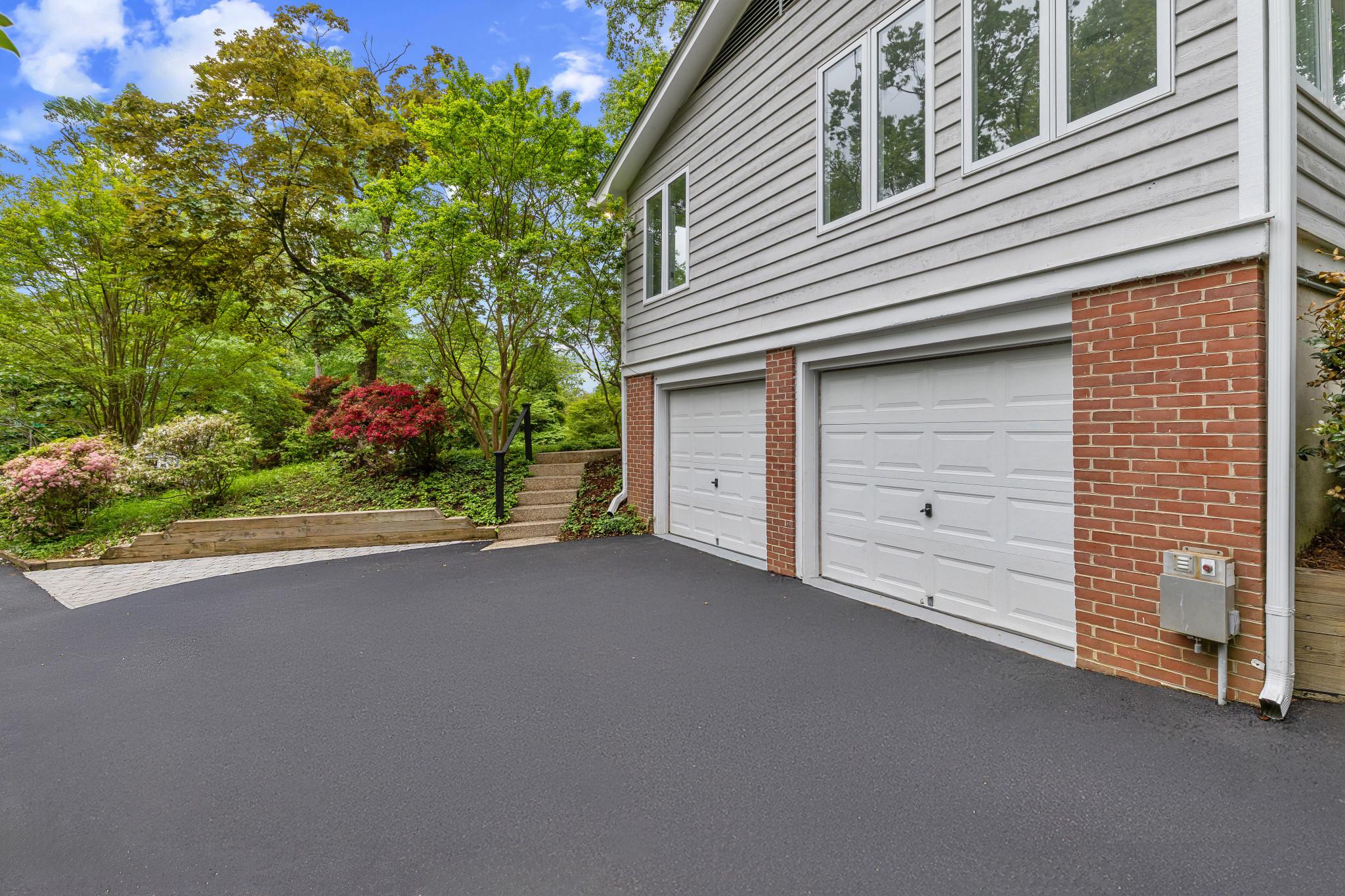 2611 Ogleton Road Annapolis, MD 21403 - Photo 33 of 50 Side-entry garage with basement-level access