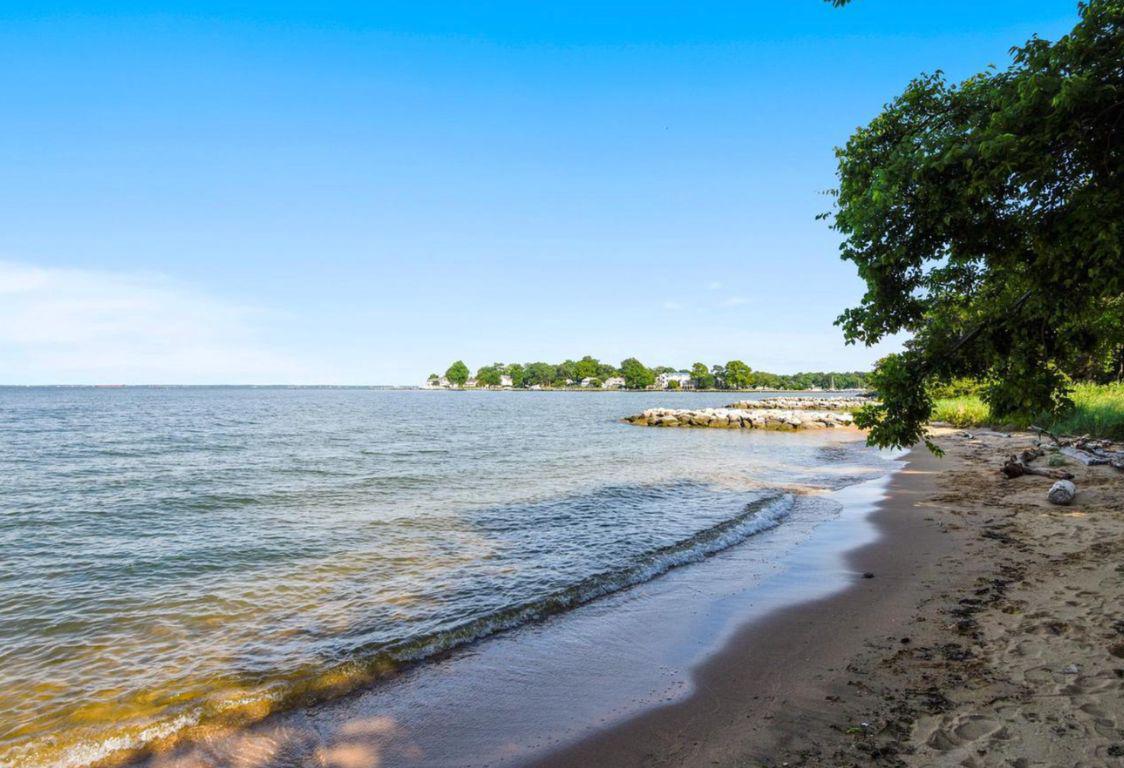 2611 Ogleton Road Annapolis, MD 21403 - Photo 39 of 50 Annapolis Road community beach