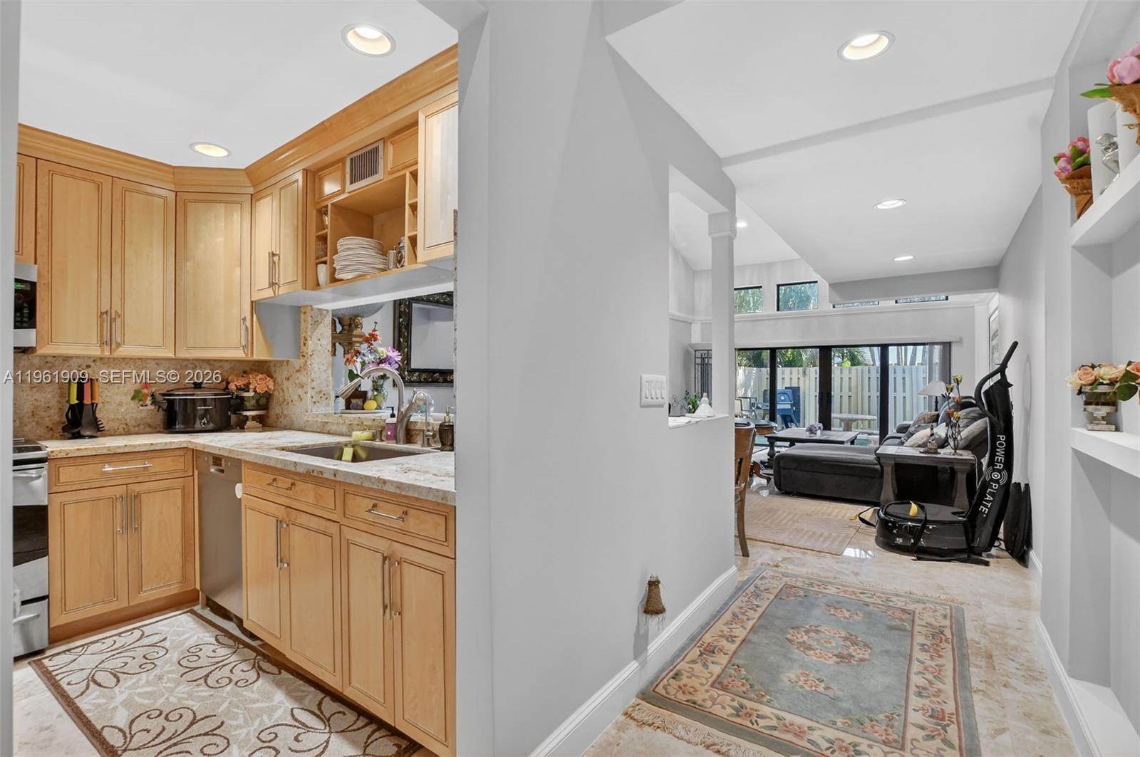 1400 Northwest 9th Avenue, Unit A2 Boca Raton, FL 33486 - Photo 4 of 27