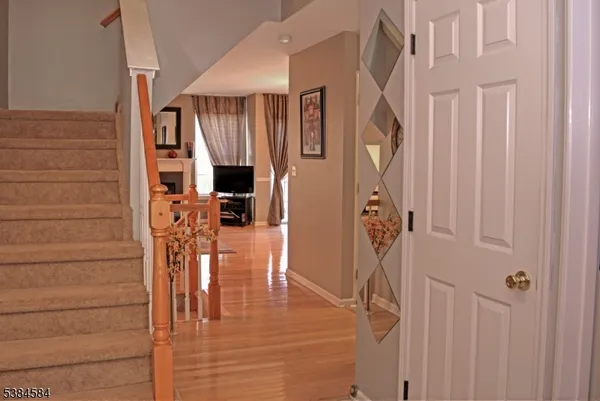 $3,200 | 1005 Wendover Court, Randolph, NJ 07869