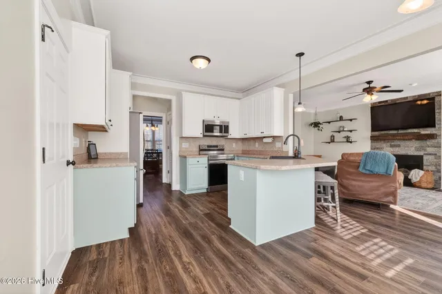 $399,900 | 102 Wood Valley Drive, Four Oaks, NC 27524