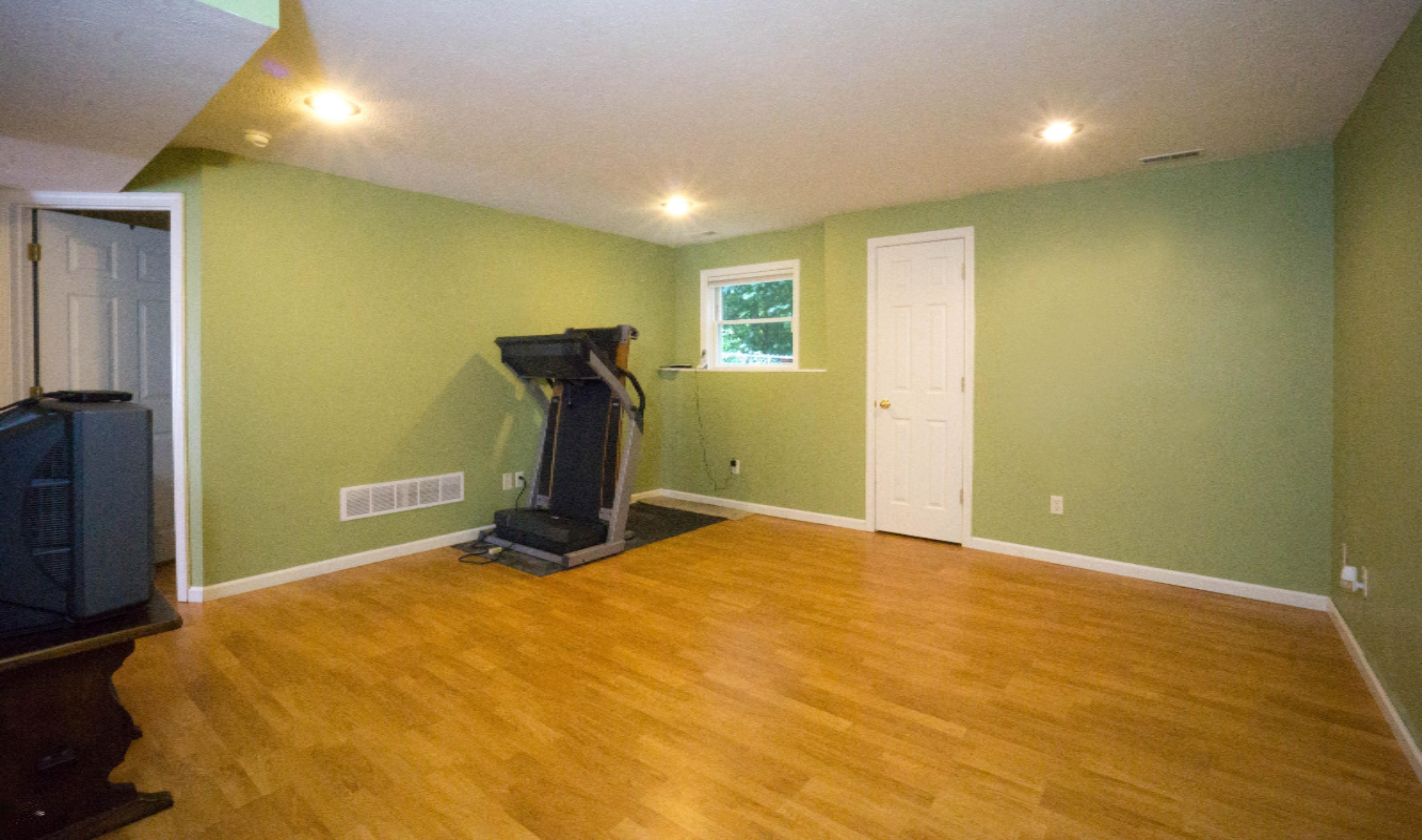 68843 Calvin Center Road Cassopolis, MI 49031 - Photo 23 of 34 Basement family room