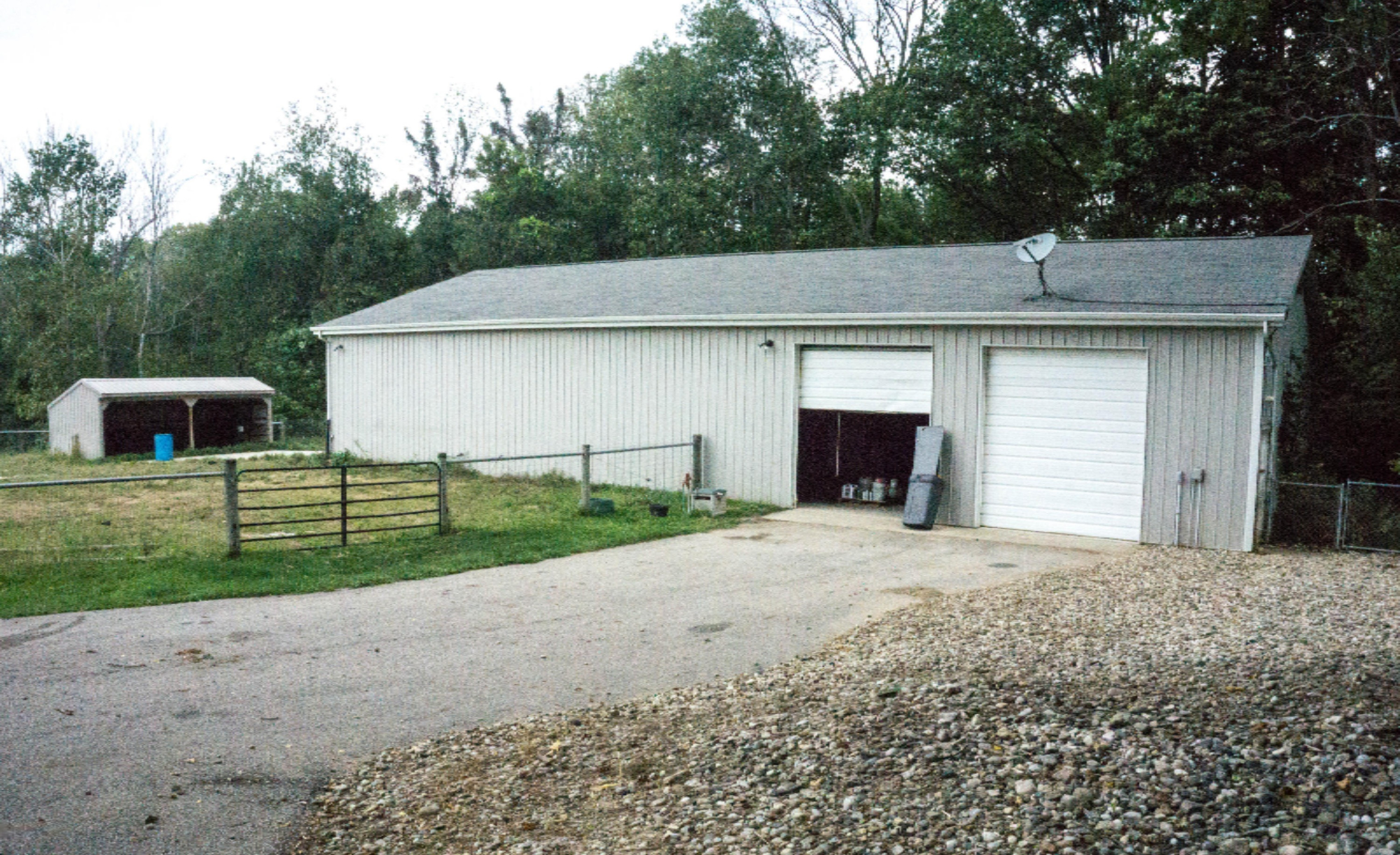 68843 Calvin Center Road Cassopolis, MI 49031 - Photo 29 of 34 Horsebarn w/5 stalls