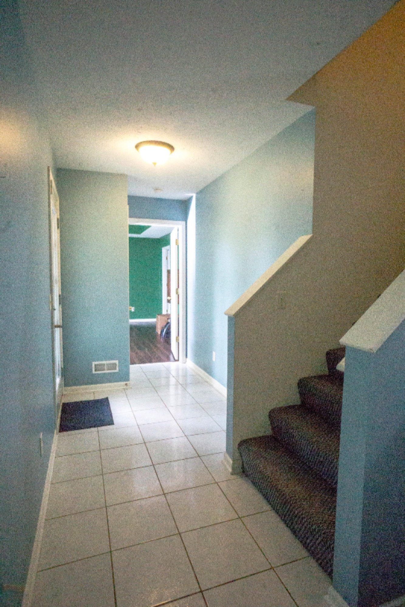 68843 Calvin Center Road Cassopolis, MI 49031 - Photo 5 of 34 entryway