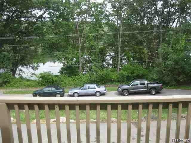 1558 Rochester Road Leonard, MI 48367 - Photo 15 of 18 Rochester 15.jpg