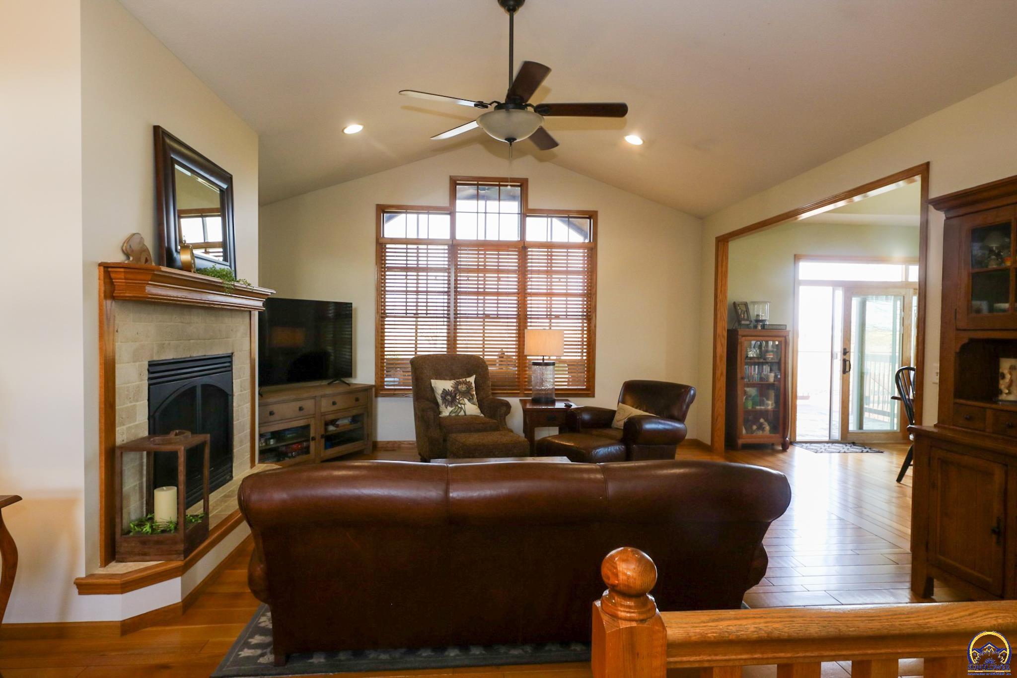 2334 Rd P Emporia, KS 66801 - Photo 12 of 93