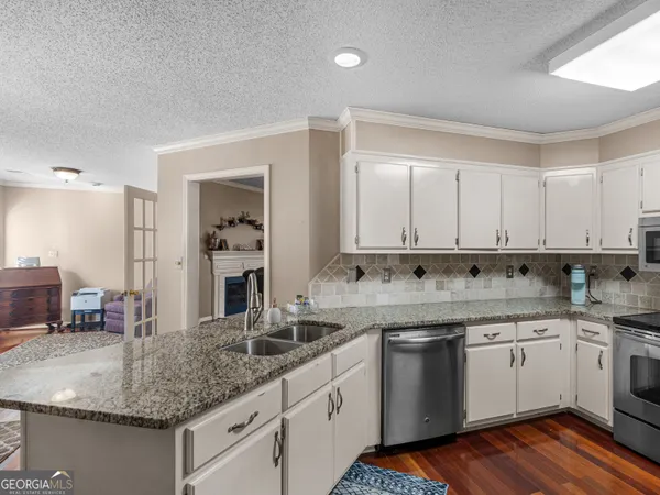 $325,000 | 521 Horseshoe Circle, Stockbridge, GA 30281