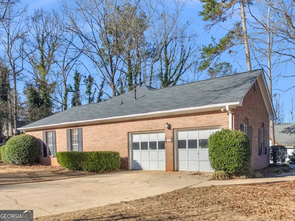 $325,000 | 521 Horseshoe Circle, Stockbridge, GA 30281