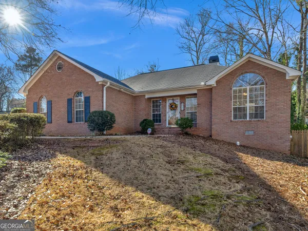 $325,000 | 521 Horseshoe Circle, Stockbridge, GA 30281