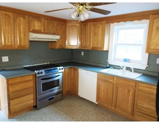 65 Moosehill Road Walpole, MA 02032 - Photo 2 of 10