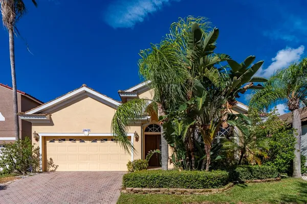 $3,500 | 10639 Hatteras Drive, Tampa, FL 33615