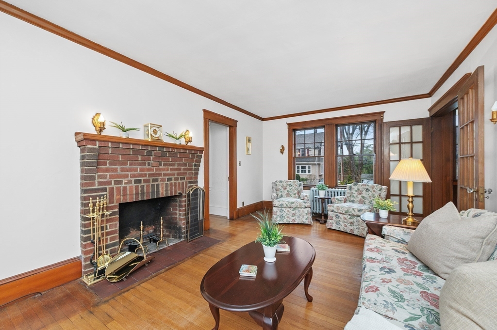 10 Allen Road Winchester, MA 01890 - Photo 9 of 23 Gallery Image 9