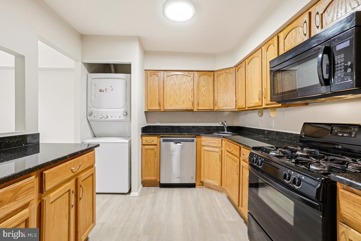 8475 Greenbelt Road Greenbelt, MD 20770 - Photo 21 of 32 Kitchen