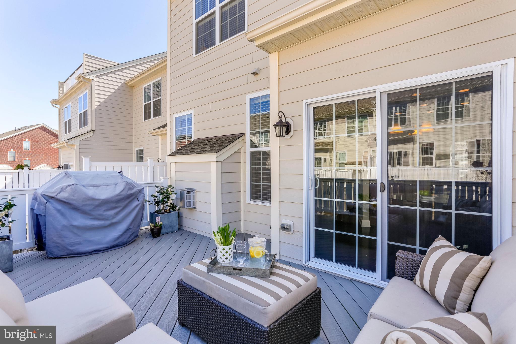 7661 Elmcrest Road Hanover, MD 21076 - Photo 44 of 47 Deck
