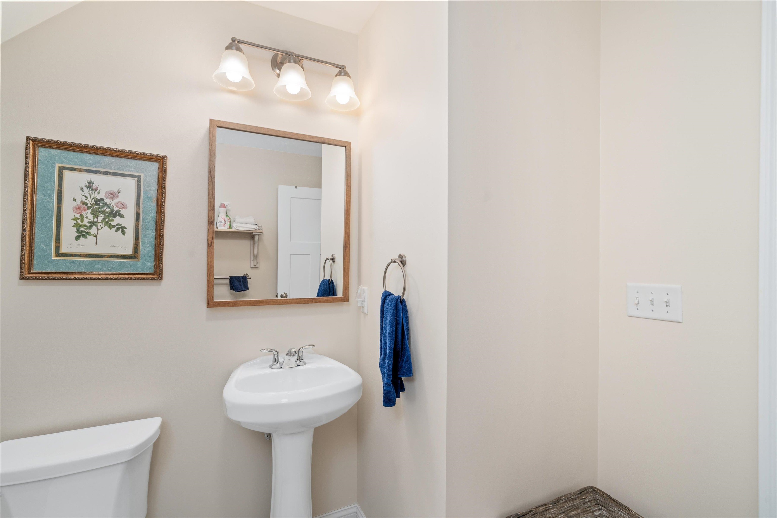 242 Villager Road Chester, NH 03036 - Photo 16 of 47