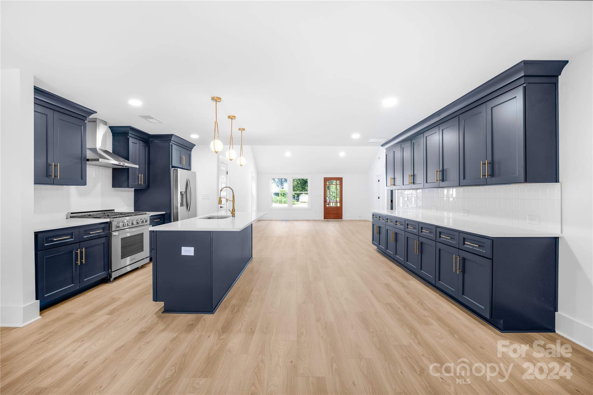 1833 Garibaldi Avenue Charlotte, NC 28208 - Photo 2 of 35